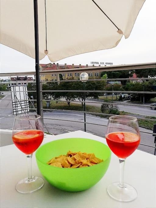 Orizzonte Marino Giallo Angolo Solare Verso La Laguna 카발리노 외부 사진