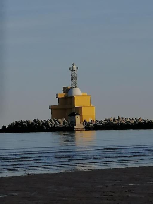 Orizzonte Marino Giallo Angolo Solare Verso La Laguna 카발리노 외부 사진
